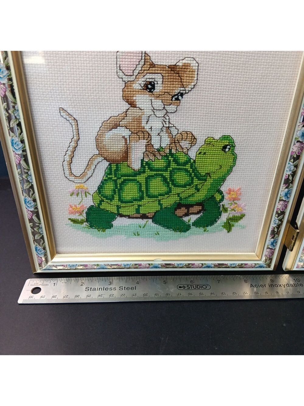 Needlepoint Finished In Frame Desk Decor Gorgeous! Turtle Rabbit Mouse Canada - Picture 4 of 16